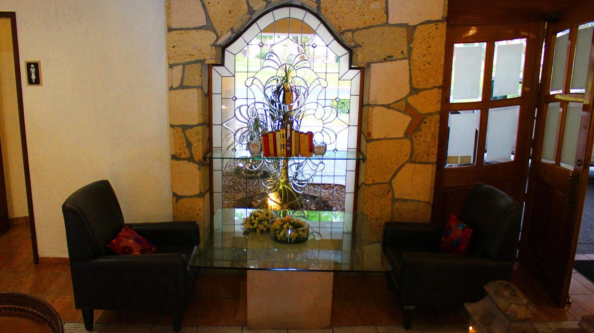 Meson Del Valle Zamora de Hidalgo Exteriör bild