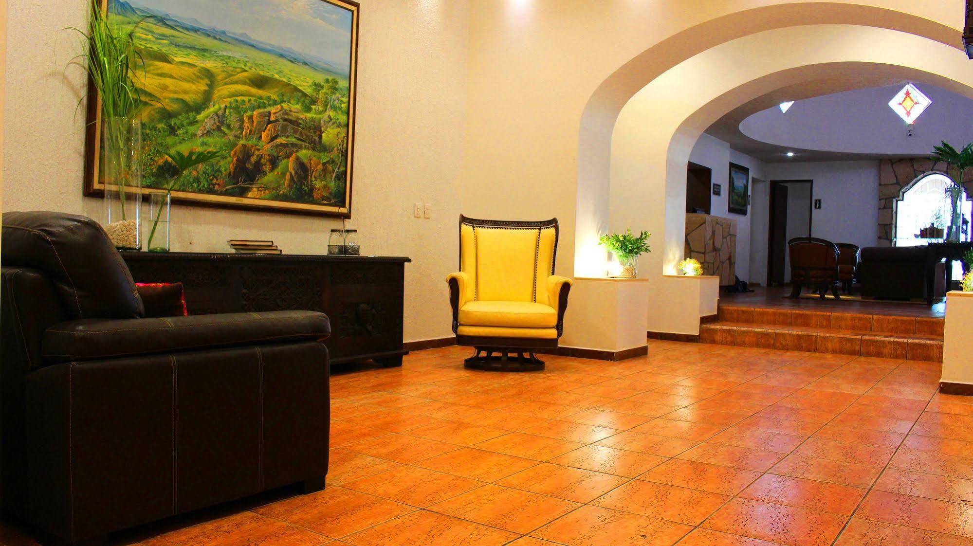 Meson Del Valle Zamora de Hidalgo Exteriör bild